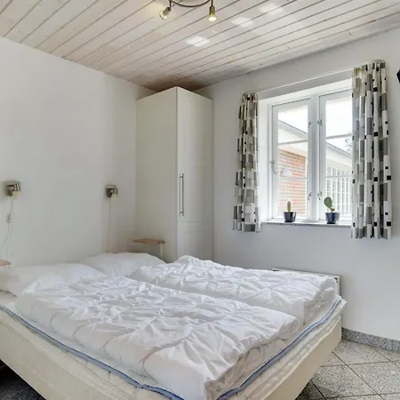 בית נופש Nana - 4km From The Sea By Interhome *